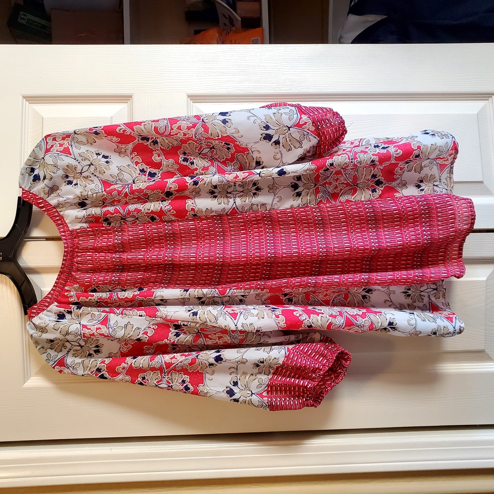 Krazy Kat Pink, White, Blue, & Beige Blouse. Size 2x - Picture 5 of 5